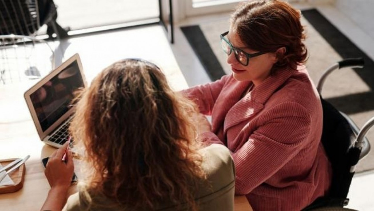imagen Encuentro Taller: Acompañar a quienes acompañan 