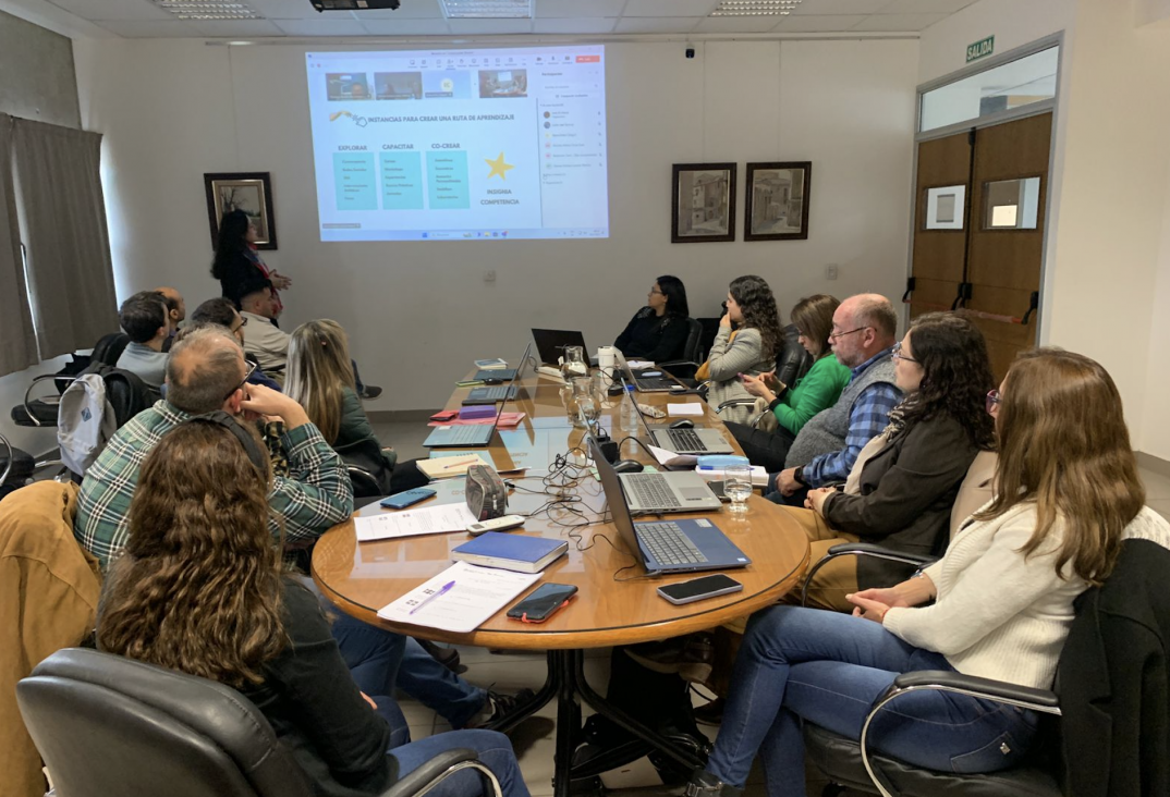 imagen Referentes de EaD compartieron el estado de los proyectos de virtualidad y educación a distancia