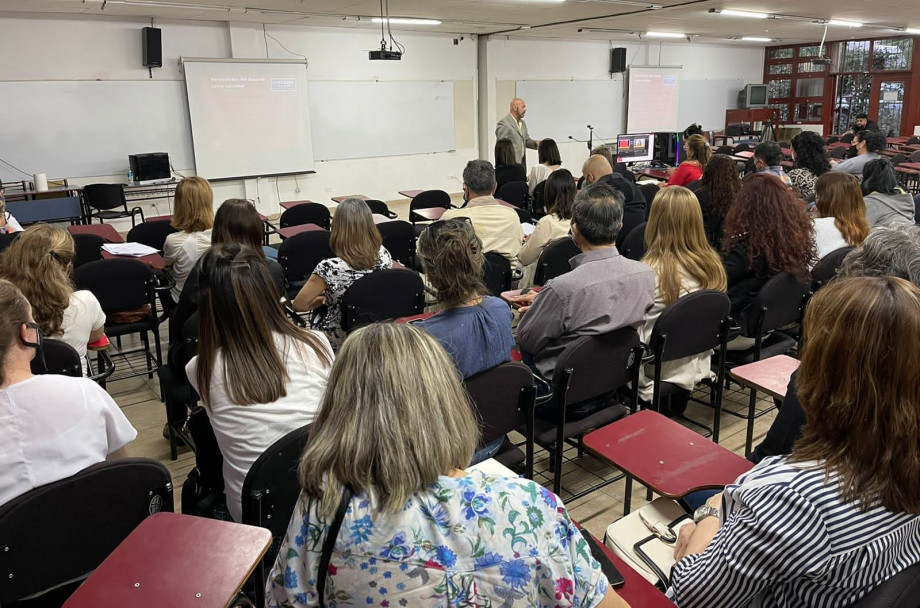 imagen Manejar las emociones en las Escuelas Secundarias de la UNCUYO