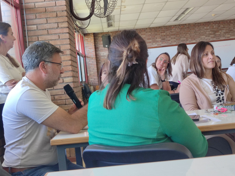 imagen Más de 40 nodocentes participaron de un taller sobre acompañamiento de trayectorias académicas 