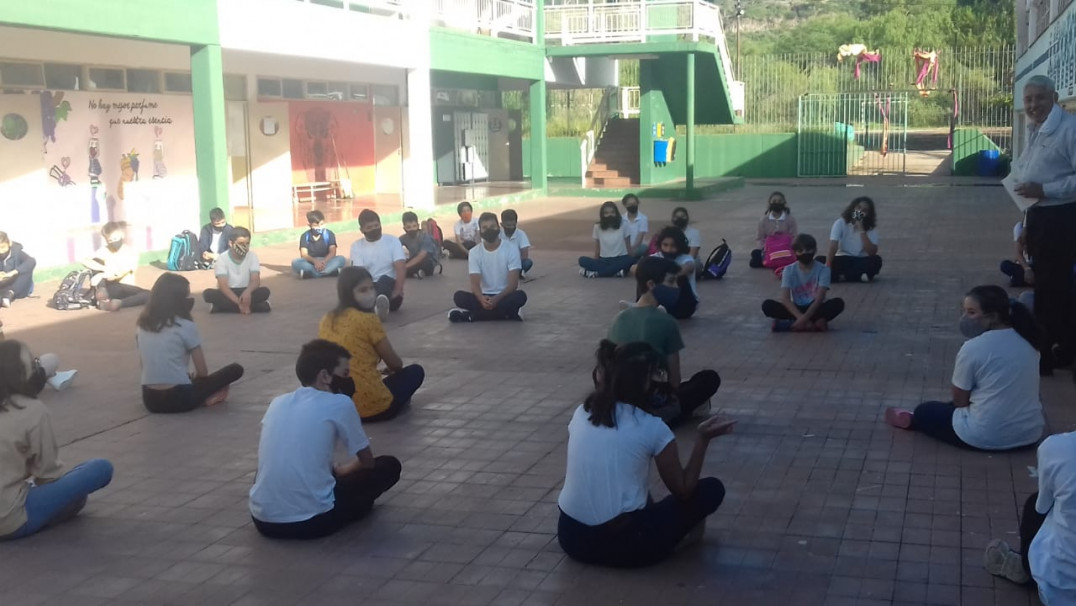 imagen Comenzó el ciclo lectivo 2021 en las escuelas secundarias de la UNCUYO