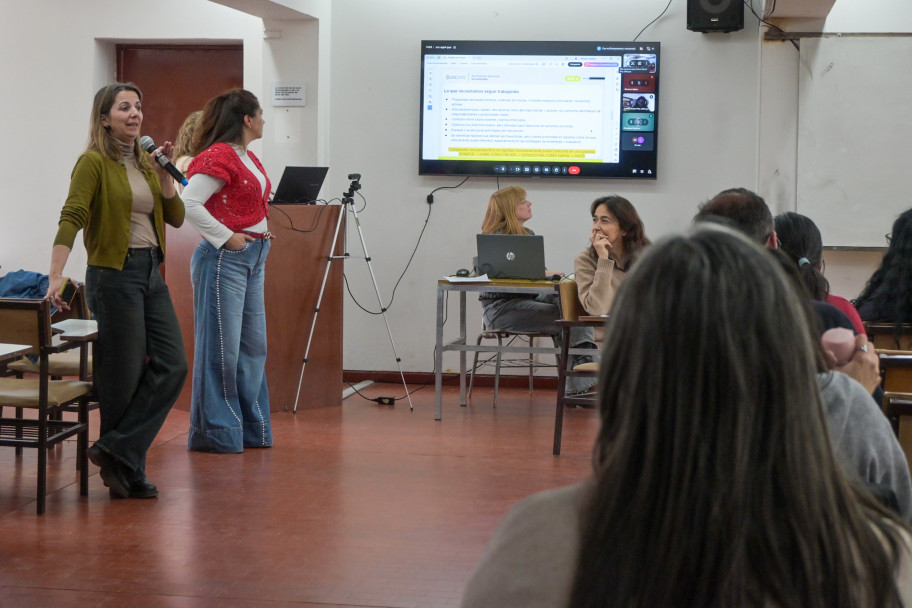 imagen Finalizó el curso Formación Docente en Tutorías