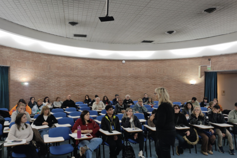 imagen UNCUYO brindó una charla inclusiva para aspirantes con discapacidad y familiares