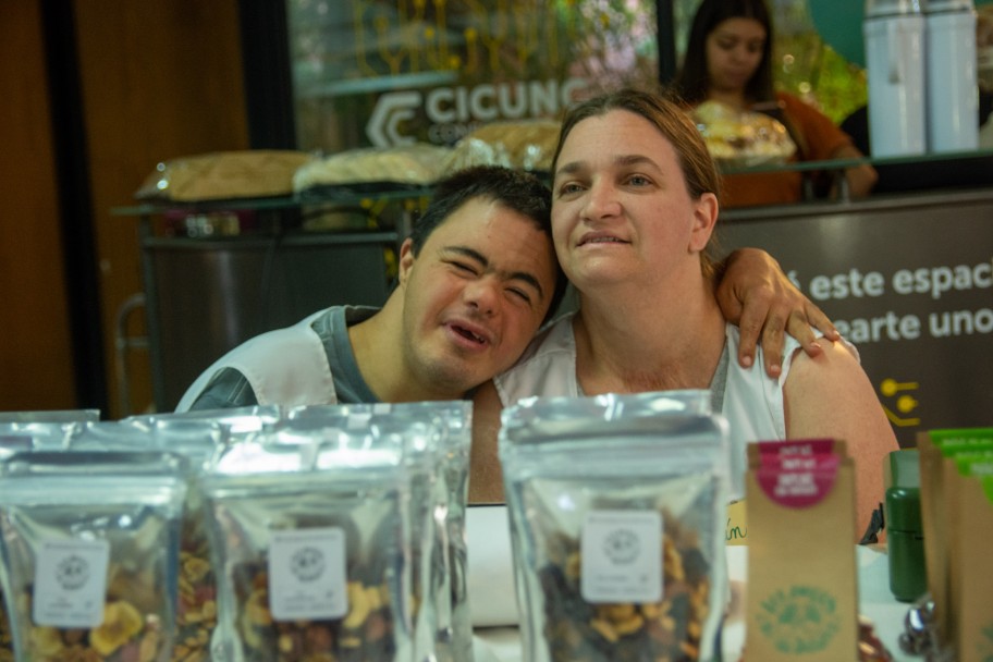 imagen La UNCUYO reconoció iniciativas que integran a personas con discapacidad