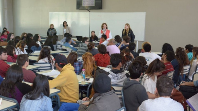 imagen Más de 5000 ingresantes a la UNCuyo participan de encuentro vocacional