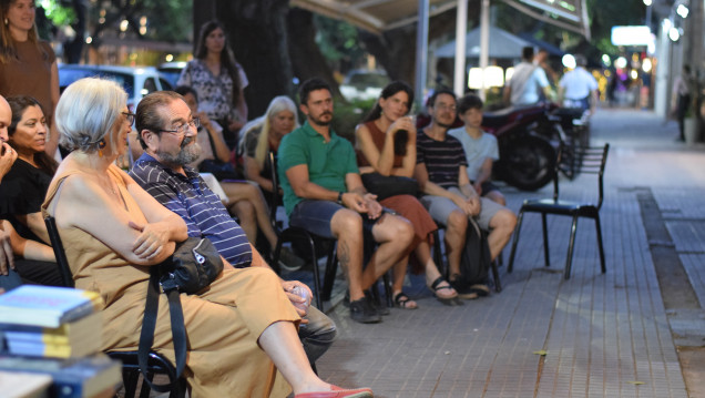 imagen «Maridaje artes y vinos» en la Casa EDIUNC