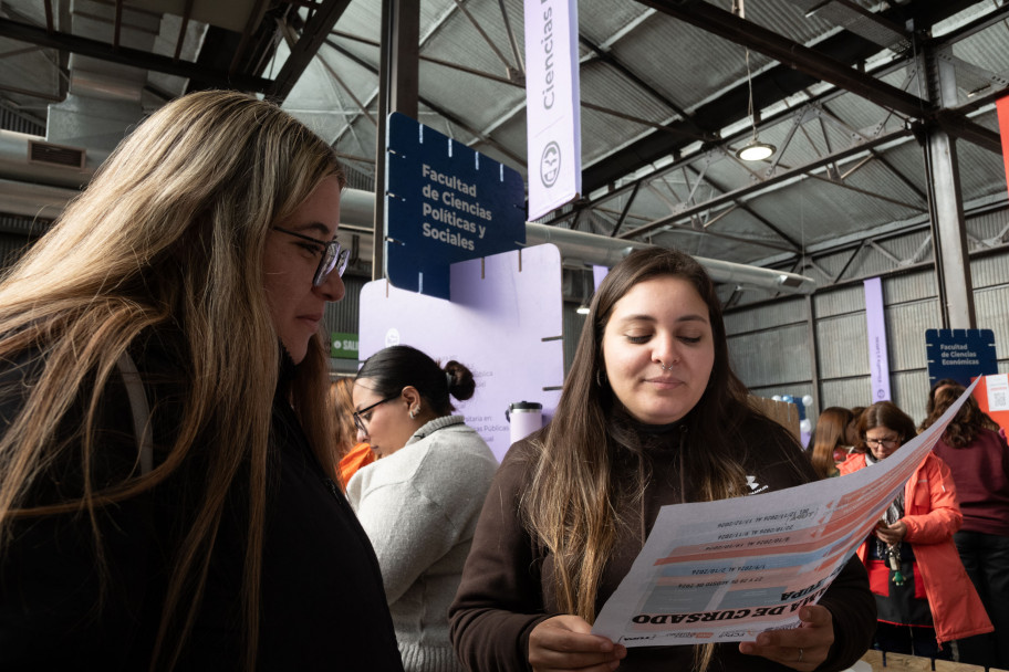 imagen Miles de jóvenes recorrieron la Expo Educativa 2026
