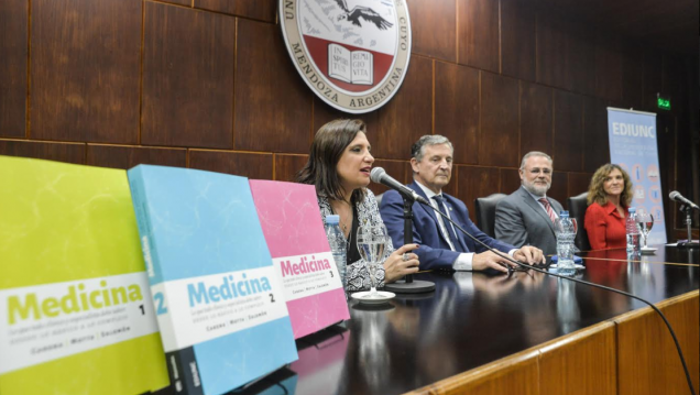 imagen EDIUNC publicó obra de medicina interna