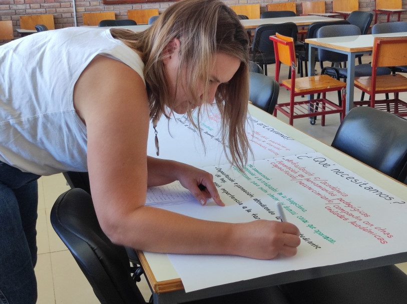 imagen Más de 40 nodocentes participaron de un taller sobre acompañamiento de trayectorias académicas 