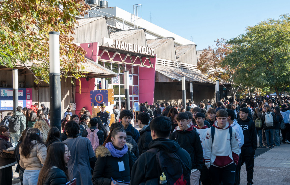 imagen Miles de jóvenes recorrieron la Expo Educativa 2026