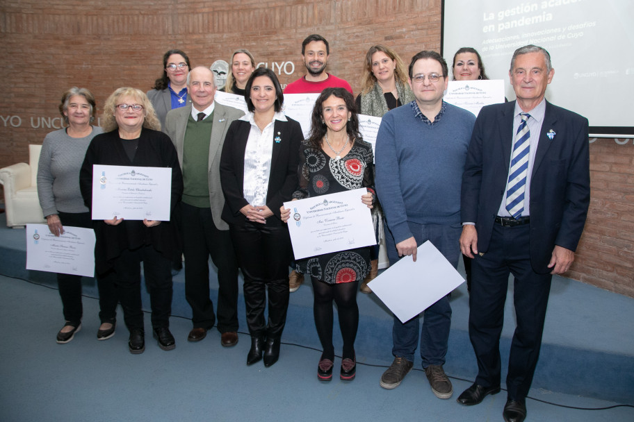 imagen Presentación del libro: "La gestión académica universitaria en pandemia"