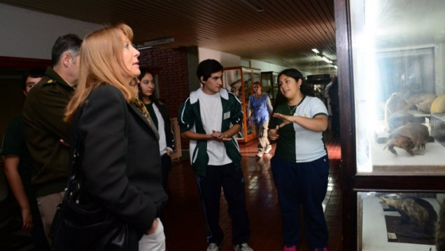 imagen Estudiantes Guías del Liceo comparten su experiencia en una Feria de Ciencias