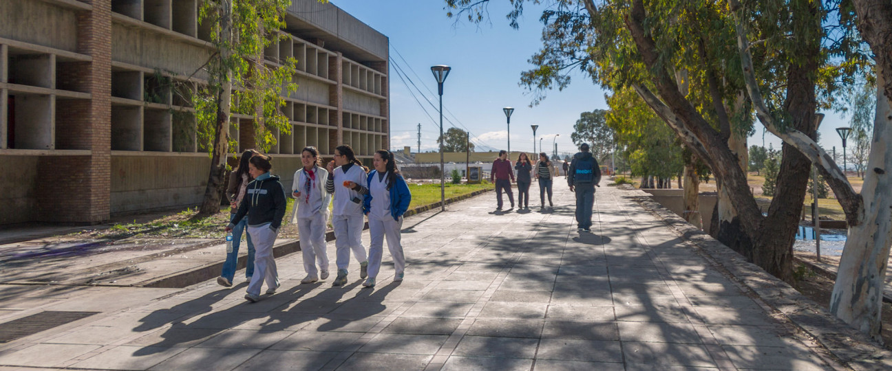 imagen La UNCUYO tendrá su Red de Tutores Universitarios