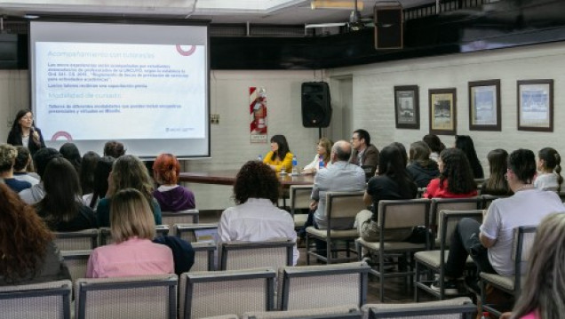 imagen Pionera: la UNCUYO certificará microexperiencias formativas en sus escuelas