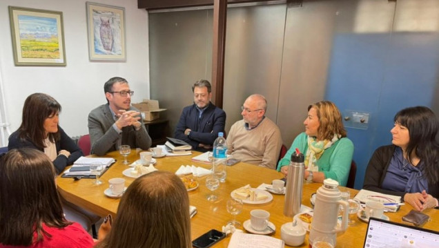 imagen Se delinearon nuevos ejes de gestión educativa con autoridades de las escuelas de la UNCUYO