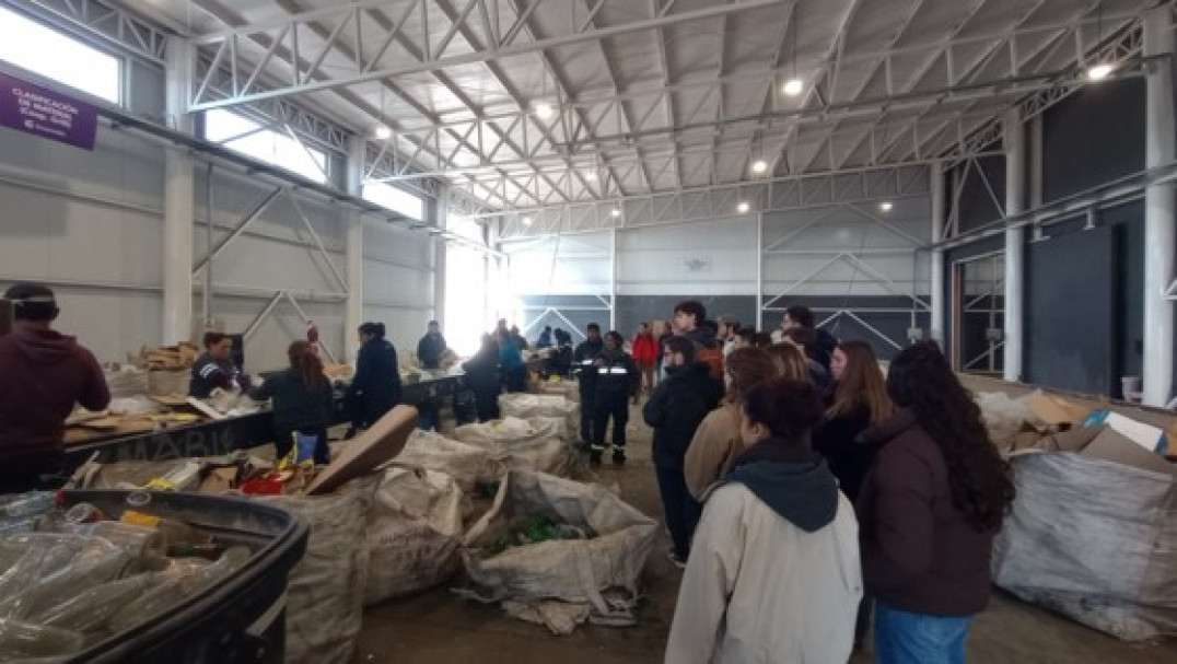 imagen  Estudiantes de la UNCUYO  visitaron Centro Verde de Guaymallén