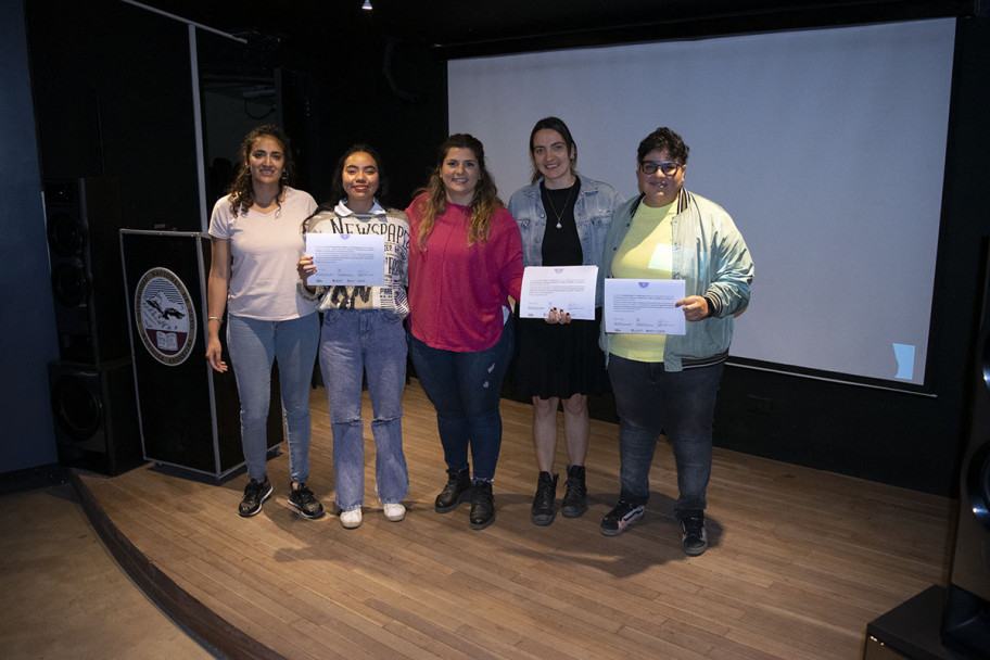 imagen Entrega de certificados de la Escuela Itinerante: cartoneras y recicladoras en redes de cuidados