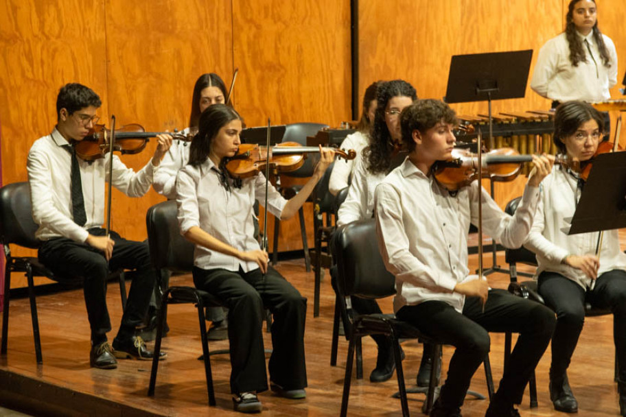 imagen Presentaron un concierto didáctico en la Nave Universitaria