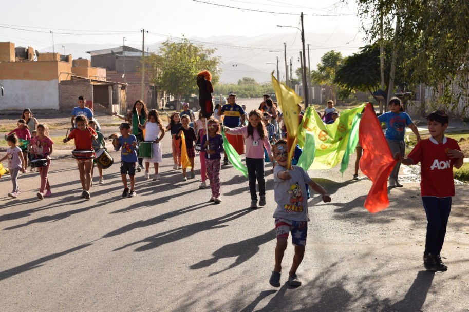 imagen Celebramos el Carnaval en la Biblioteca del Barrio Álvarez Condarco