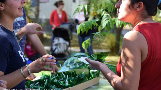 imagen Música, juegos y emprendedoras en el Festival barrial 