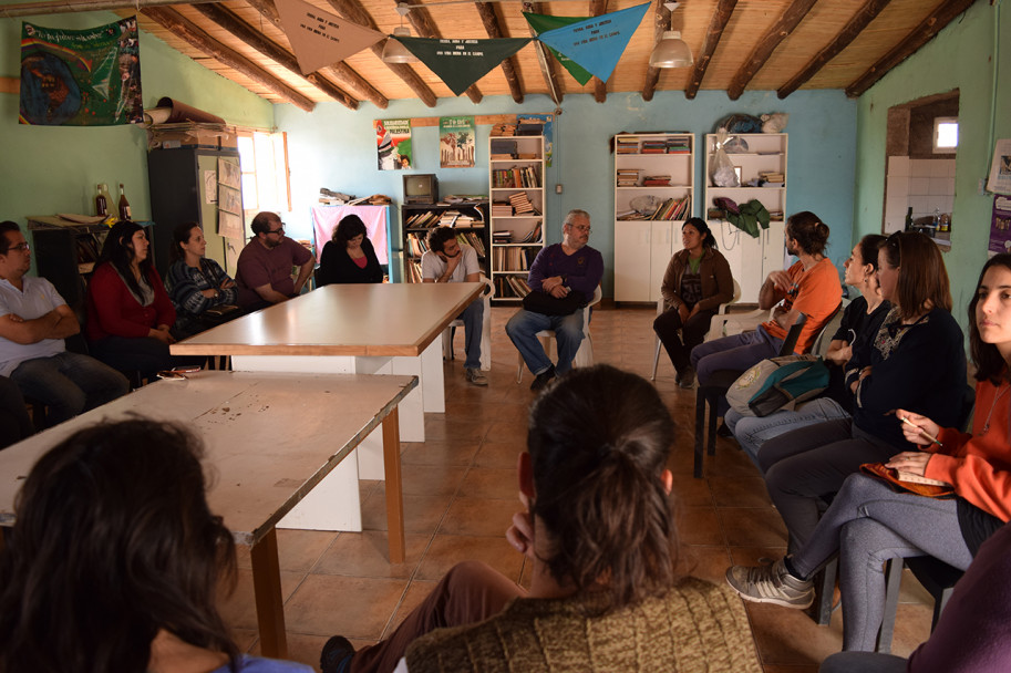 imagen Intercambios con organizaciones para analizar la economía social y solidaria desde la teoría y desde la práctica