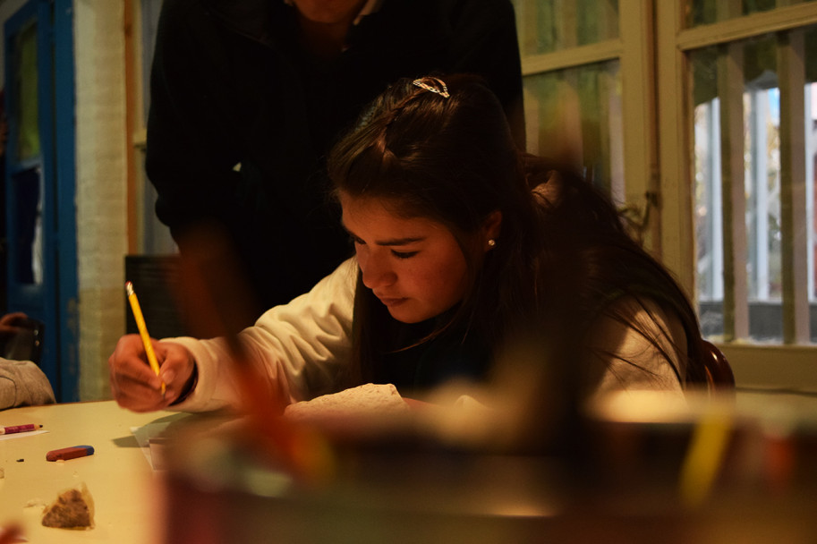 imagen Estudiantes de primaria guían las visitas del museo comunitario El Diamante 