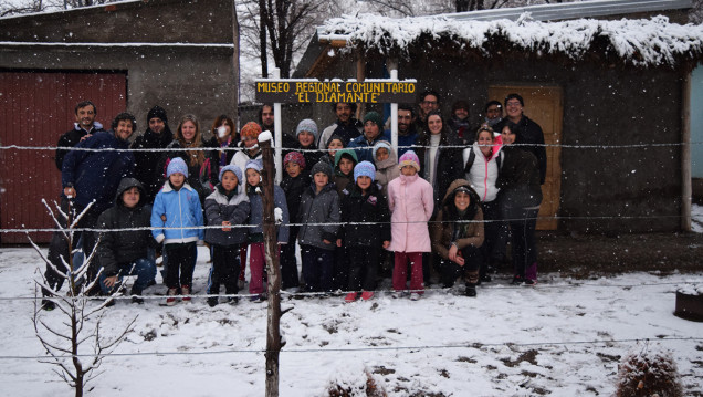 imagen Estudiantes de primaria guían las visitas del museo comunitario El Diamante 