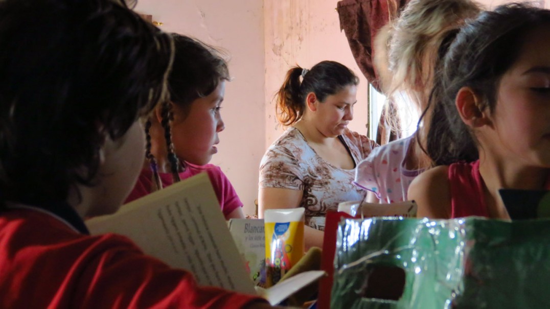 imagen Realizan actividades educativas para integrar a familias de Las Compuertas, Luján