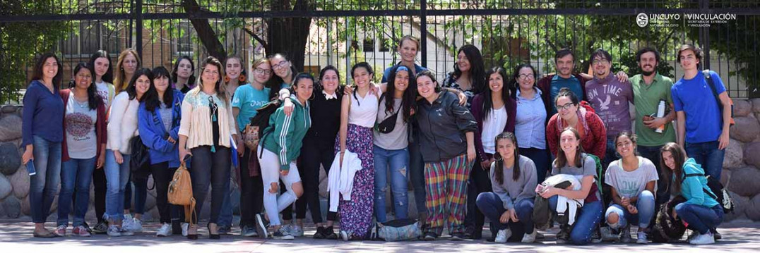 imagen Docentes y estudiantes de colegios de la UNCuyo reflexionaron sobre sus prácticas sociales educativas