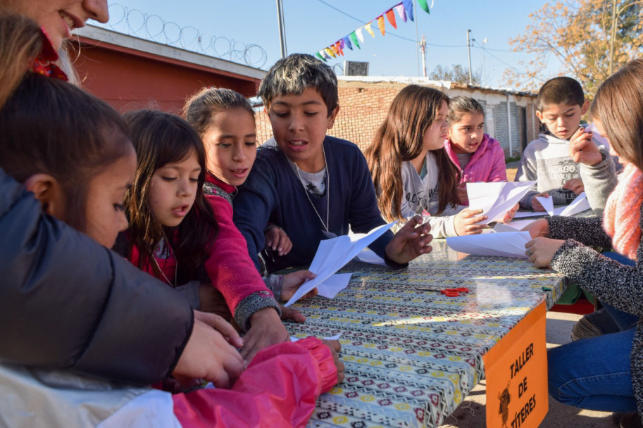 imagen Radio abierta: una propuesta para fortalecer la comunicación entre los niños, niñas y adolescentes