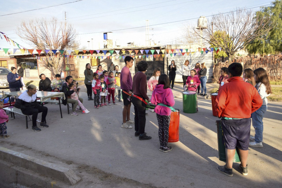 imagen Radio abierta: una propuesta para fortalecer la comunicación entre los niños, niñas y adolescentes