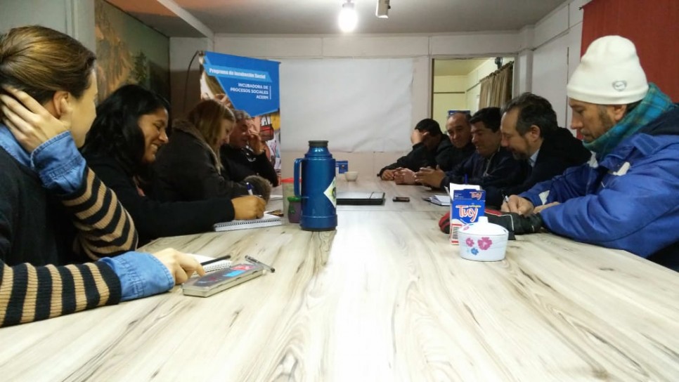 imagen Docentes de la UNCuyo trabajan junto a las empresas recuperadas de Mendoza