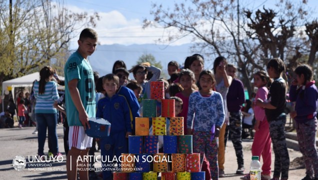 imagen Niños y niñas celebraron su día en los barrios de Mendoza
