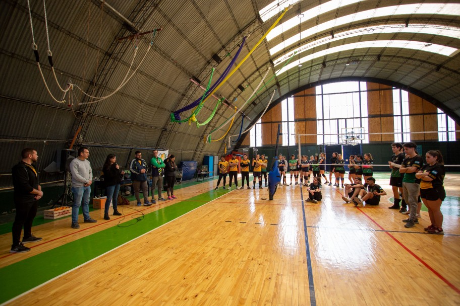 imagen Encuentro deportivo entre Huarpes RC y Club UNCUYO para derribar prejuicios 