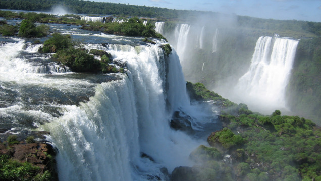 imagen Cataratas en invierno con Turismo UNCuyo