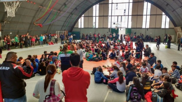 imagen Más de 250 niños participaron del Torneo de Balonmano Infantil