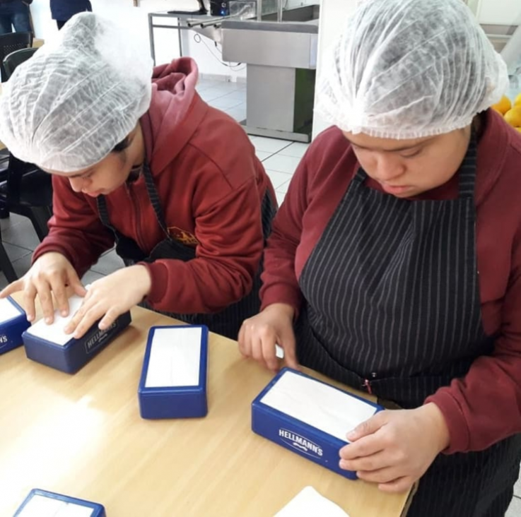 imagen Estudiantes con discapacidad realizan pasantías en el Comedor de San Rafael