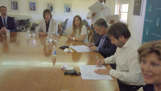 imagen Se firmó un acuerdo para articular acciones entre la UNCUYO con el Laboratorio Provincial de Vivienda y el IPV