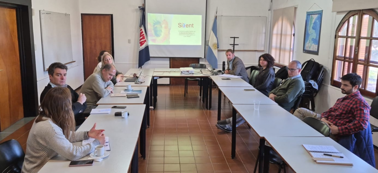 imagen La UNCUYO junto al INTA avanzan en acuerdos para impulsar empresas de base científica en la región