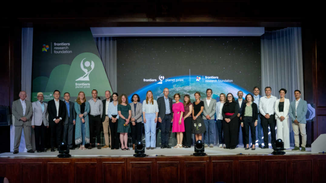 imagen El investigador de la UNCUYO, Rafael Fernandez, fue distinguido en Suiza durante la 3º edición de los Frontiers Planet Prize