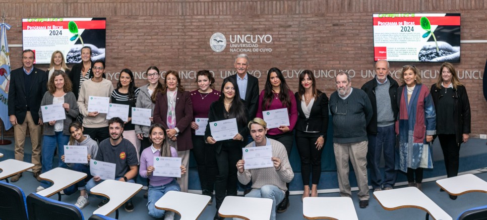 imagen 13 estudiantes UNCUYO fueron seleccionados para las Becas Semillero de Ciencias 2024