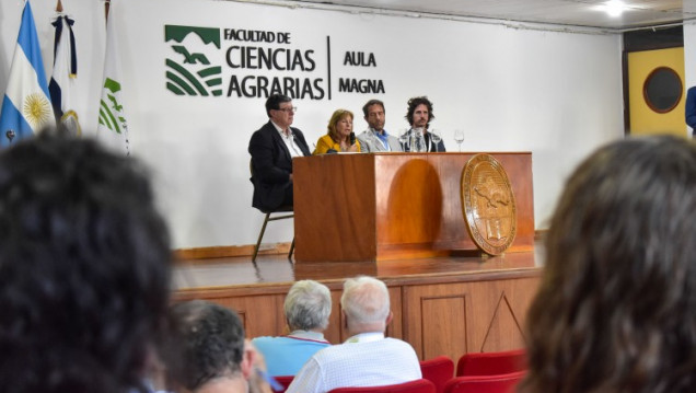 imagen La UNCUYO fue anfitriona de un foro latinoamericano que apuesta por el crecimiento del sector maderero