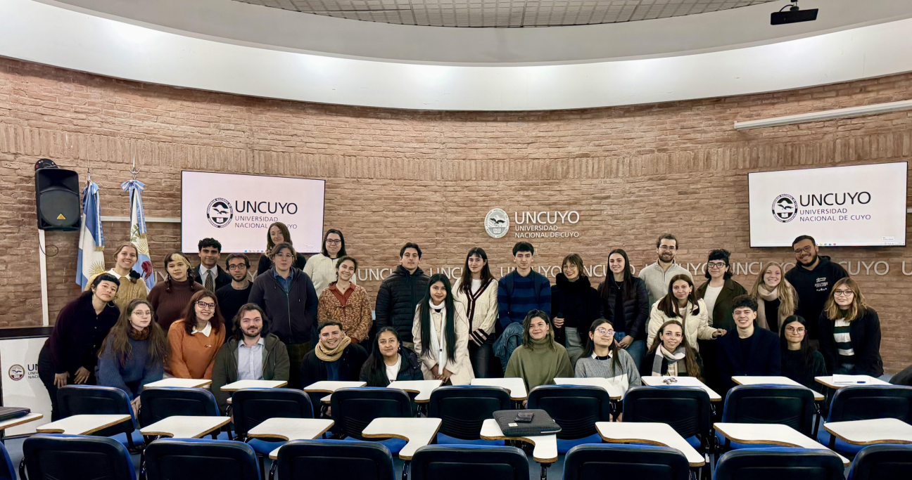 imagen Acta de selección de trabajos: XXXIII Jornadas de Jóvenes Investigadores