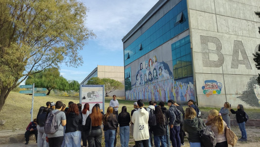 imagen Estudiantes del Colegio Ernesto Sábato recorrieron el predio de la UNCUYO