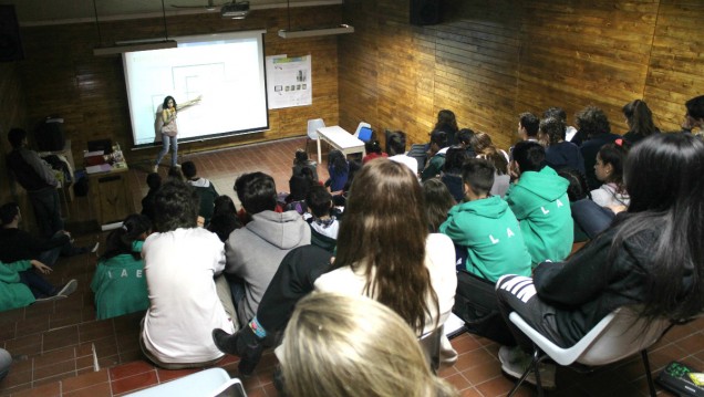 imagen Dictaron taller sobre sustentabilidad para estudiantes del Liceo Agrícola
