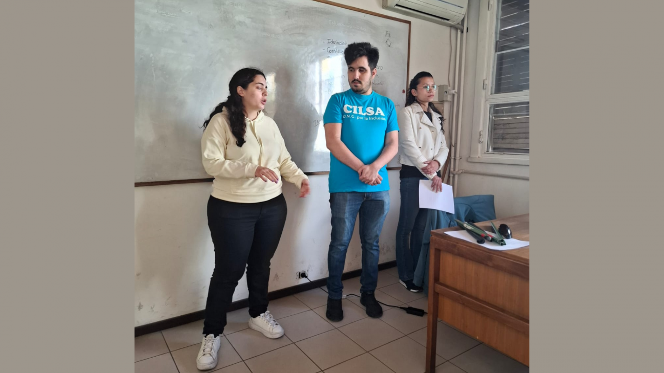 imagen Talleres vivenciales sobre discapacidad en escuelas, facultades y dependencias de la UNCUYO