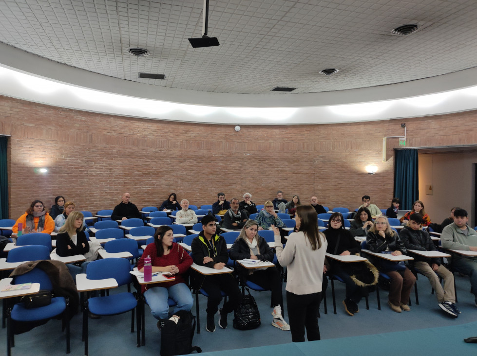 imagen UNCUYO brindó una charla inclusiva para aspirantes con discapacidad y sus familias