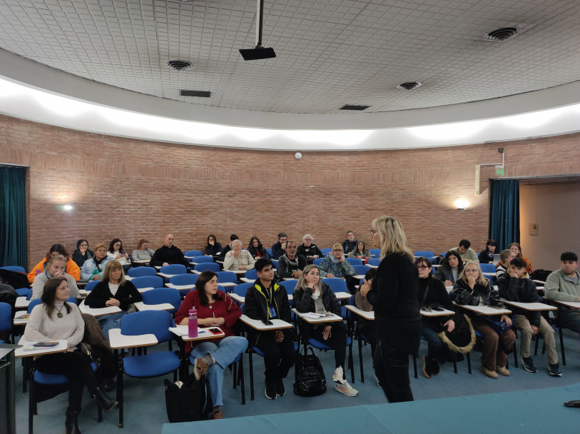 imagen UNCUYO brindó una charla inclusiva para aspirantes con discapacidad y sus familias