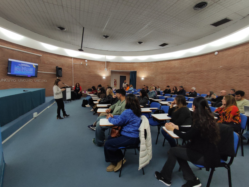 imagen UNCUYO brindó una charla inclusiva para aspirantes con discapacidad y sus familias