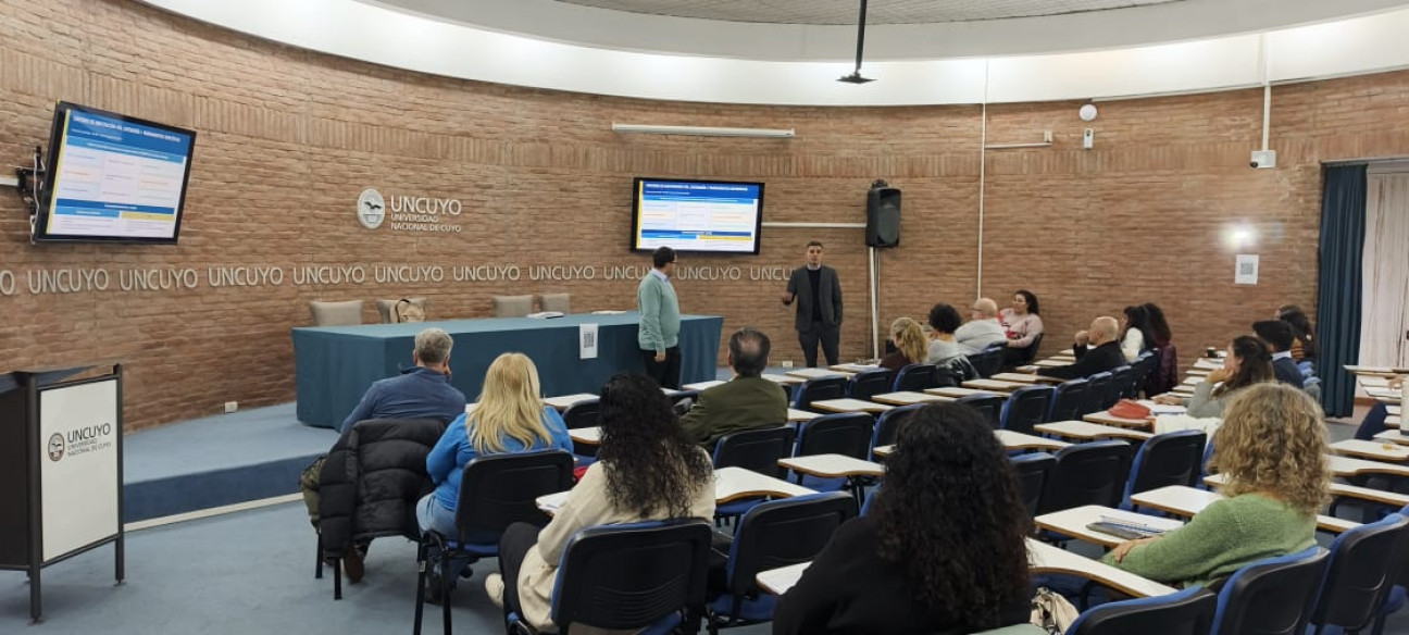 imagen La UNCUYO fortalece la capacitación interna con una jornada sobre la liquidación anual del Impuesto a las Ganancias